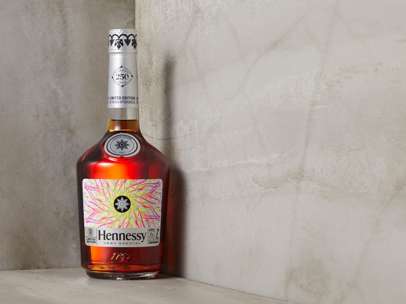 ♡Hennessy cognac アート　シャンパンアート　海外アート Hennessy x Shuting Qiu Collab, Chinese New Year - Hennessy