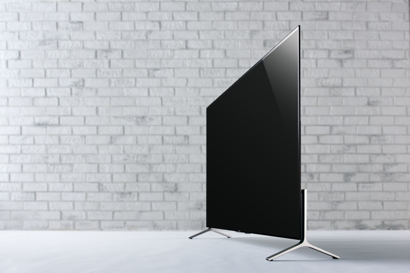 世界最薄の4Kブラビア「X9000Cシリーズ」が魅せる、“機能的デザイン”の 
