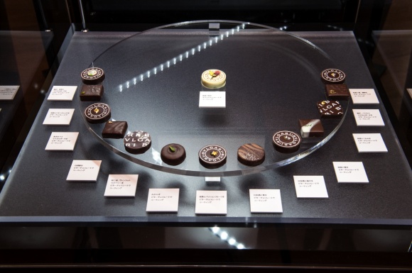 ブルガリの食べる宝石、チョコレート・ジェムズ回顧展。