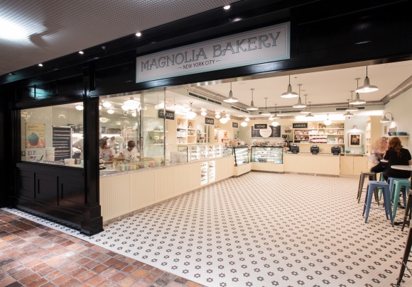 NYを象徴するスイーツ店、「マグノリアベーカリー」がついに日本に上陸!