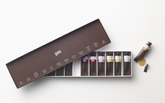 nendoとPenがコラボした、お洒落な絵の具形チョコレート